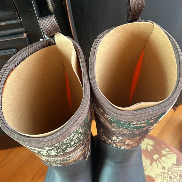 The Muck Boot Company Kid's Rugged II Outdoor Winter Boot, Brown/Real Tree, sz 2 - Picture 8 of 16